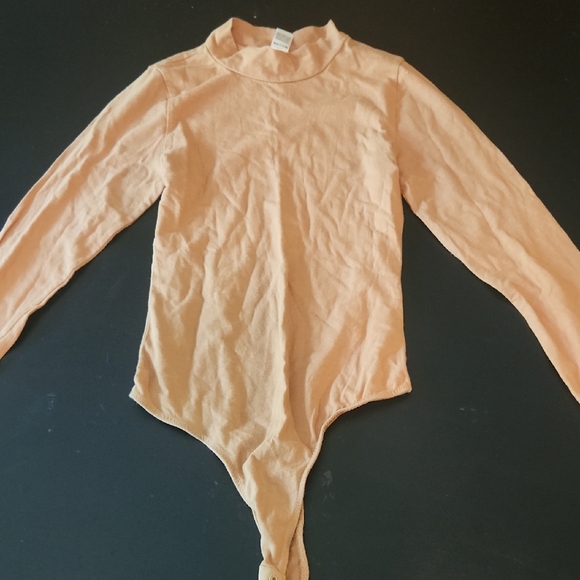 Bozzolo Peach Long Sleeve Bodysuit - Picture 1 of 6